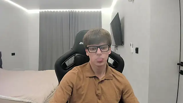 bonekoambalabu online show from 04.30.26