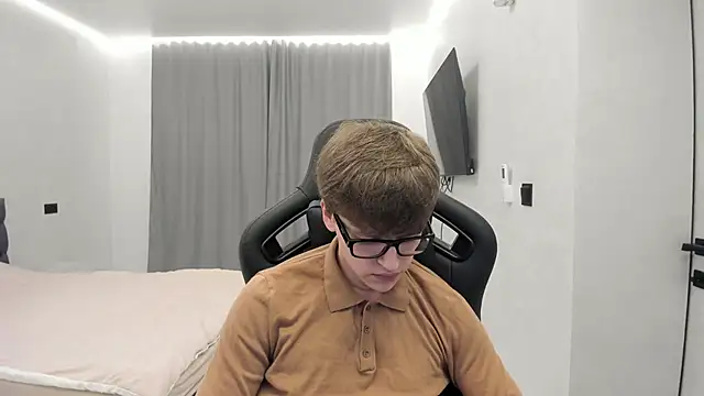 bonekoambalabu online show from 04.30.26