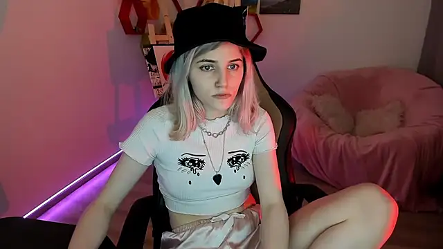 Snapshot of aspiringimp chatting on 03.04.26 aspiringimp online show from 03.04.26