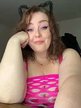 KittyCreamKisses online show from 04.22.26