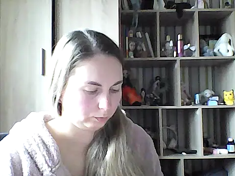 VikiLove765 online show from 01.06.26