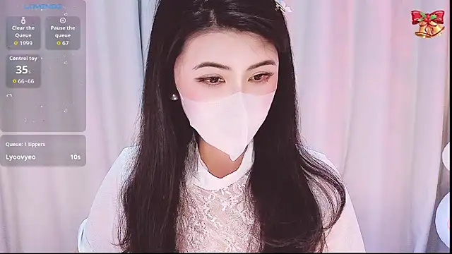 1-Emma-1 online show from 04.18.26