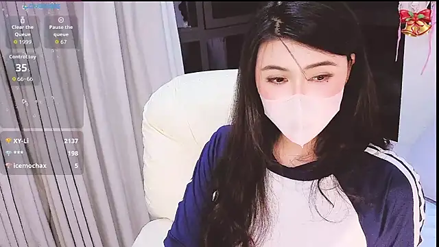 1-Emma-1 online show from 05.25.26