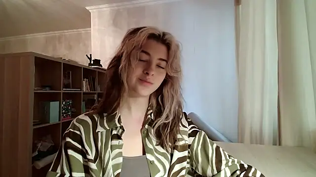 Snapshot of Dia_DeAmas chatting on 03.03.26 Dia DeAmas online show from 03.03.26