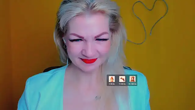 Snapshot of Madonna_Fire chatting on 05.18.26 Madonna Fire online show from 05.18.26