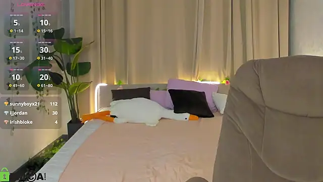 TessaDavidson online show from 03.05.26