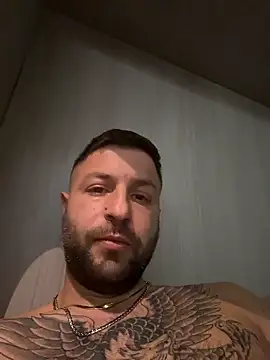 ASannicand64659 online show from 01.17.26