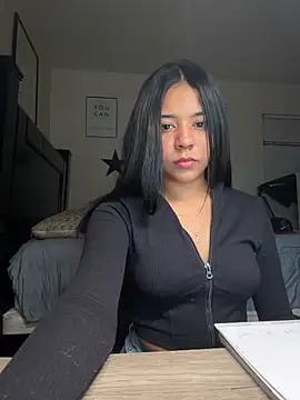 AnahiSkye online show from 02.14.26