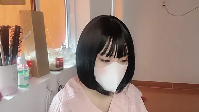 Snapshot of Tieu-May chatting on 02.05.26 Tieu-May online show from 02.05.26