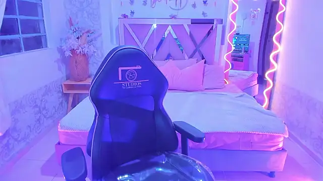 IRINA TAY1 online show from 03.24.26