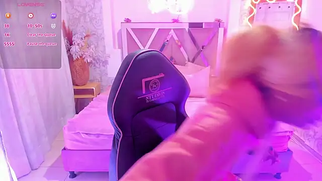 IRINA TAY1 online show from 04.19.26