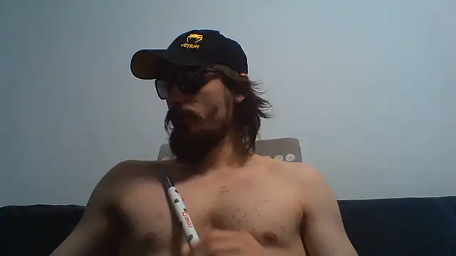 Snapshot of KaelNox chatting on 06.20.26 KaelNox online show from 06.20.26