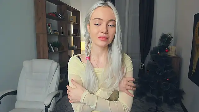 KristalCrowner online show from 01.15.26