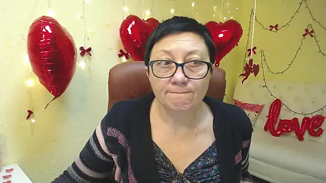 EmilyL0ve online show from 02.06.26