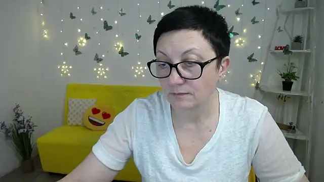 EmilyL0ve online show from 03.08.26