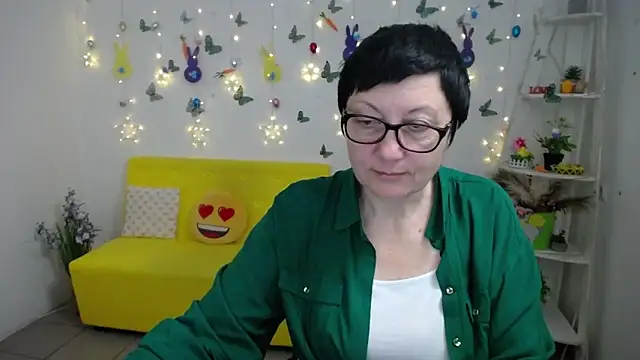 EmilyL0ve online show from 04.09.26