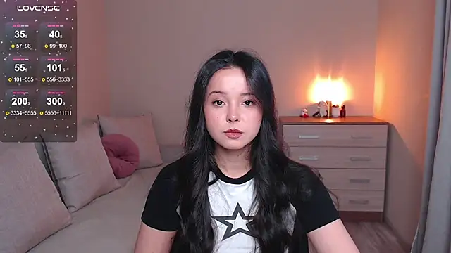 lia hetty online show from 10.06.25