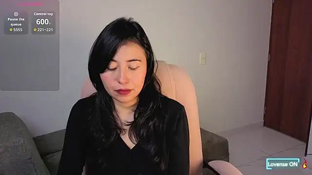 LolaOpalX online show from 06.11.26