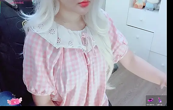 Junnatalie   online show from 03.26.26