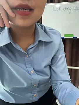 Bong lovelyy online show from 03.04.26