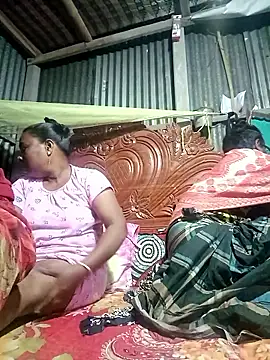 Snapshot of Hot-headed chatting on 02.23.26 Hot-headed online show from 02.23.26