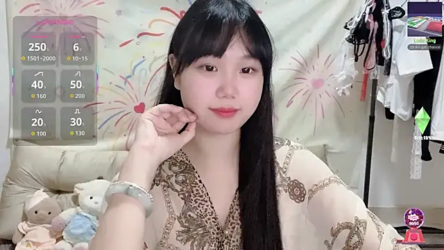 Snapshot of xiaoguai99 chatting on 06.13.26 xiaoguai99 online show from 06.13.26
