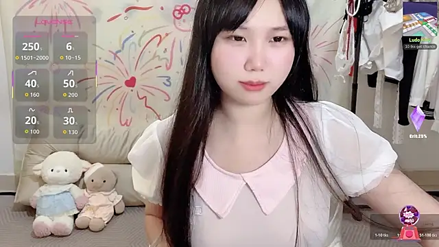 Snapshot of xiaoguai99 chatting on 06.27.26 xiaoguai99 online show from 06.27.26