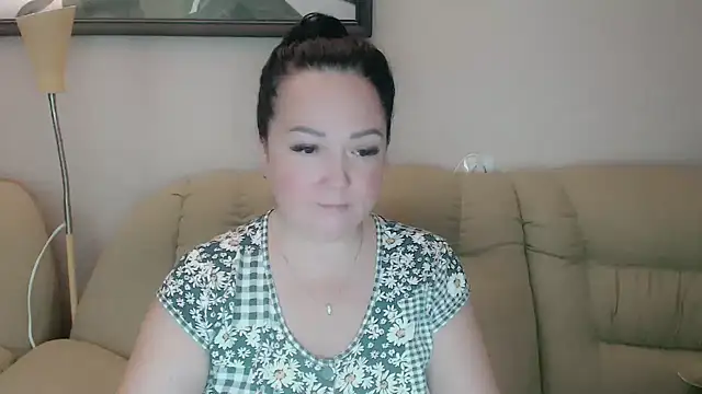 infinity loveliness online show from 09.26.25