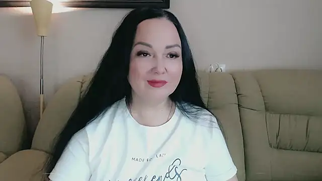 infinity loveliness online show from 11.04.25