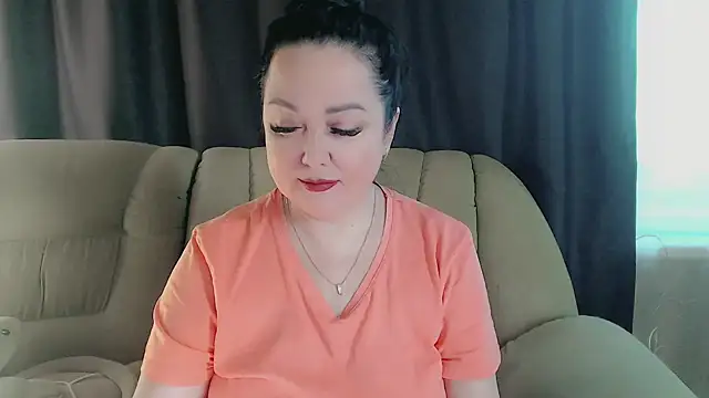 infinity loveliness online show from 11.24.25