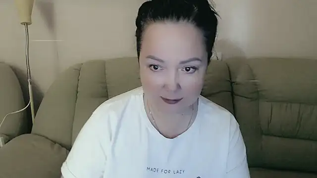 infinity loveliness online show from 12.20.25