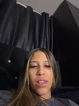 vicky bass  online show from 04.11.26