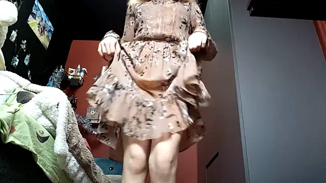 TiaraHenegan online show from 01.13.26