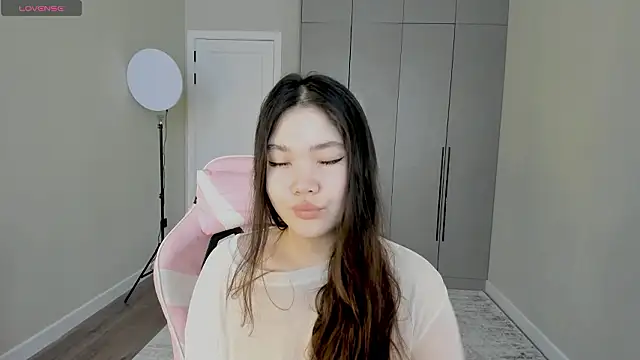 Aiko mainee online show from 02.22.26