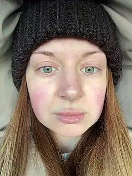 Snapshot of BlondeHott chatting on 02.01.26 BlondeHott online show from 02.01.26