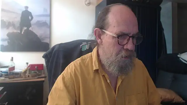 Snapshot of Uncle_Hottie chatting on 06.22.26 Uncle Hottie online show from 06.22.26
