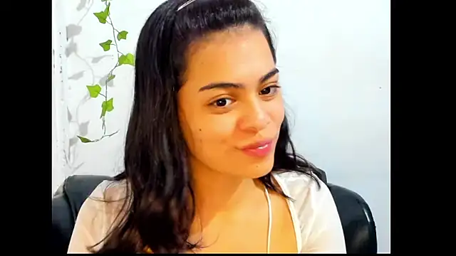 Snapshot of Antonella_Gomez22 chatting on 05.05.26 Antonella Gomez22 online show from 05.05.26