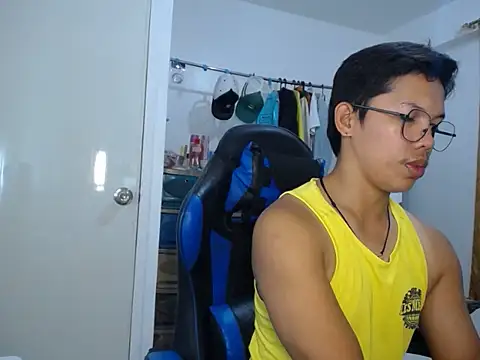 Snapshot of holly_oreo chatting on 06.19.26 holly oreo online show from 06.19.26