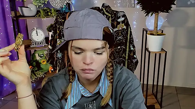 SaraGolben online show from 01.19.26