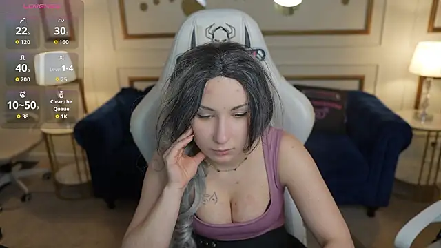 Zoe Kiss online show from 02.07.26