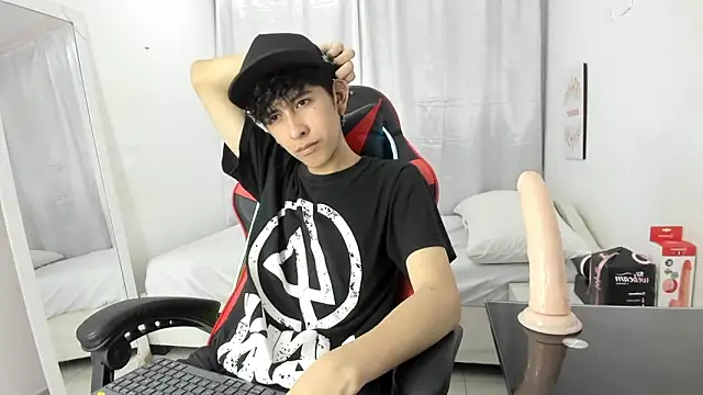 julian xx online show from 03.16.26