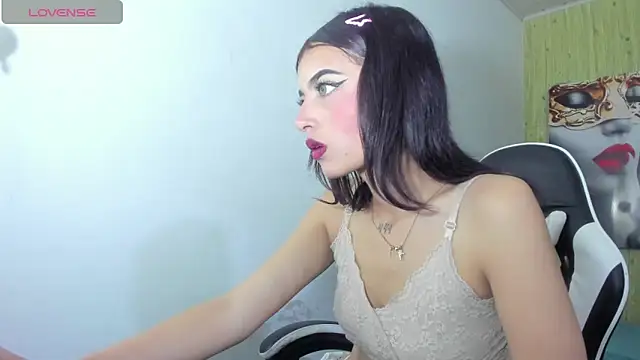 honeyluxe  online show from 04.01.26