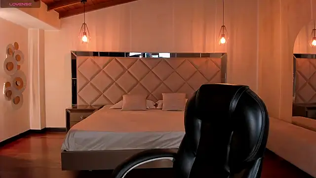 KayraLanne online show from 04.02.26