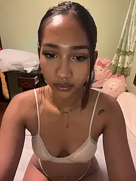 Lyla Love online show from 01.17.26