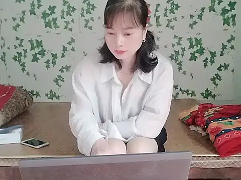 Sophie sexy7 online show from 03.20.26