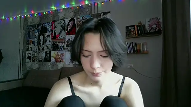 LxayBloom online show from 01.13.26