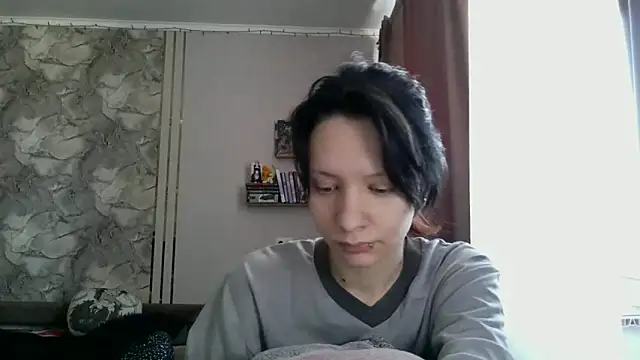 LxayBloom online show from 02.13.26