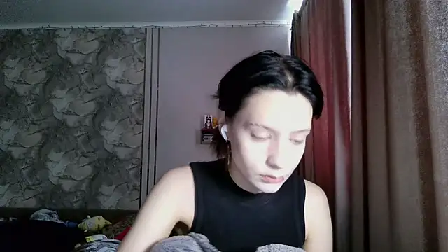 LxayBloom online show from 02.16.26