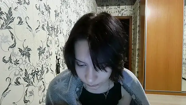 LxayBloom online show from 04.20.26