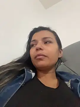 cinthia2011 online show from 02.13.26